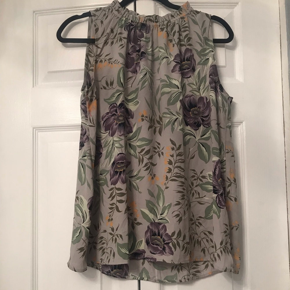 LOFT sleeveless blouse